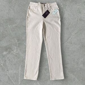 🎉5 for $45 🎉NWT Gloria Vanderbilt Amanda Slimming  Jeans Pants Size 6 Pink